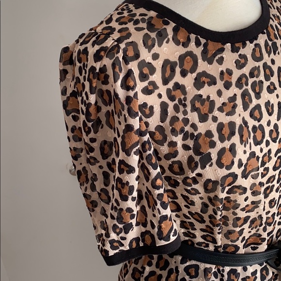 Leopard print top - Picture 2 of 7
